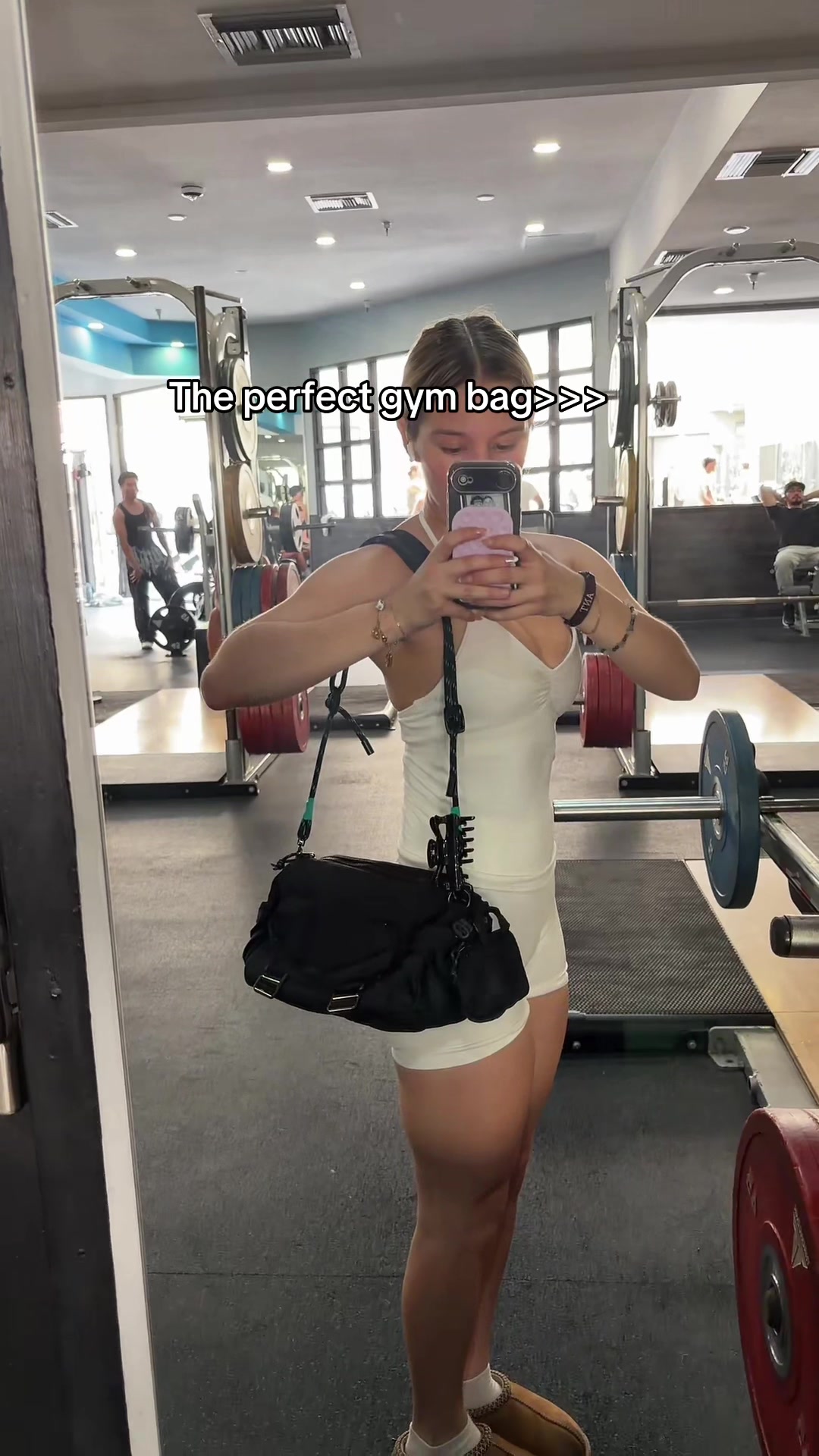 @issadaviss