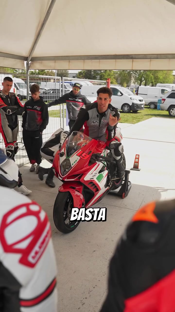 @Tutti Pazzi Per La Pista