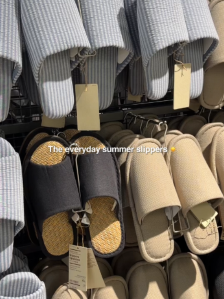 @MUJI Canada
