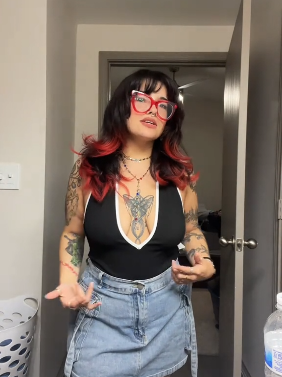 @Velma 🕯✨️