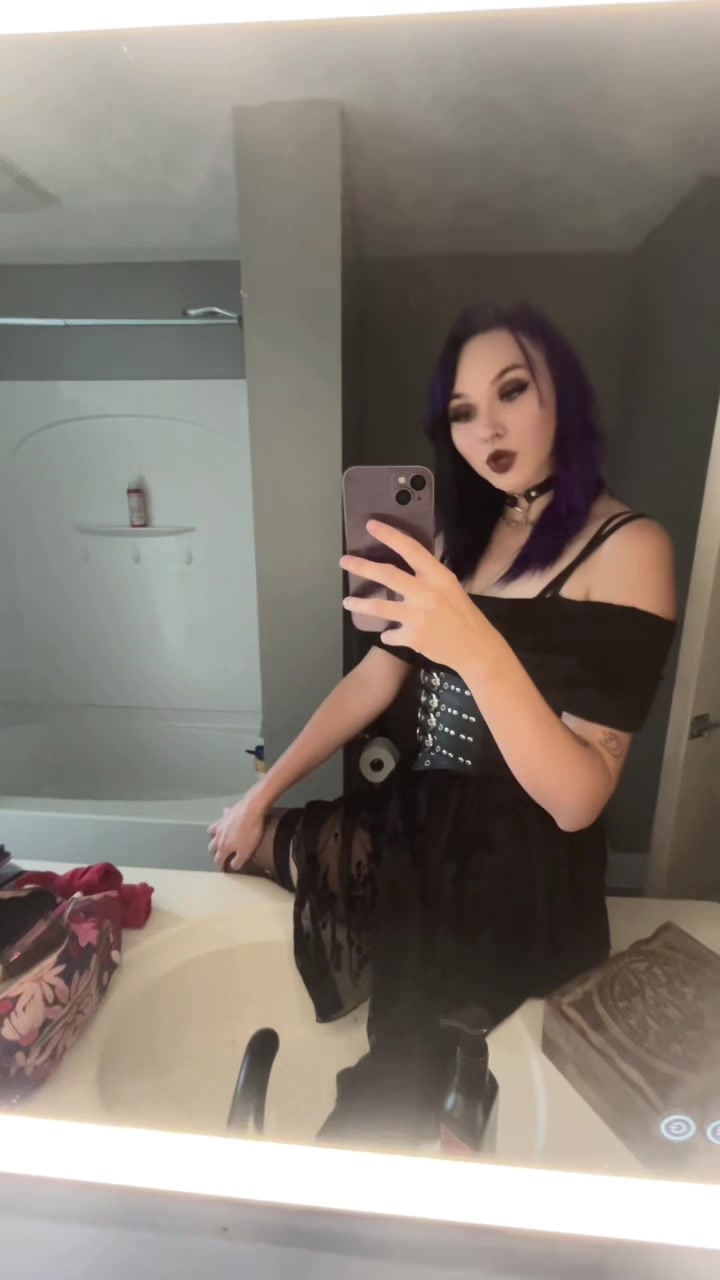 @Chrissy Valentine
