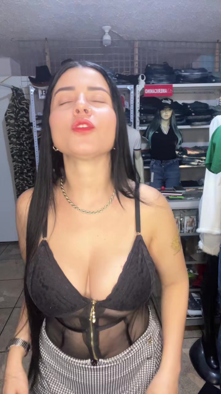 @Lucy Store