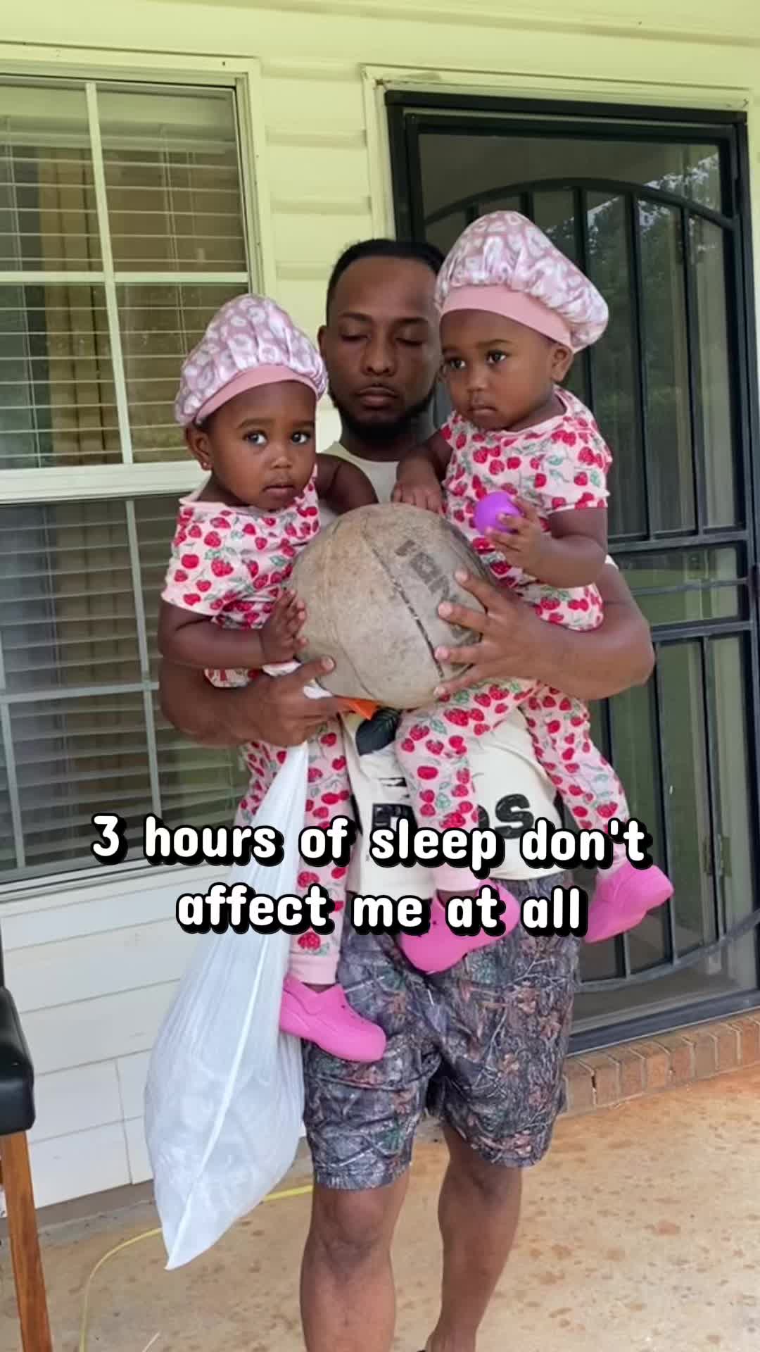@twintasticpartyofsix