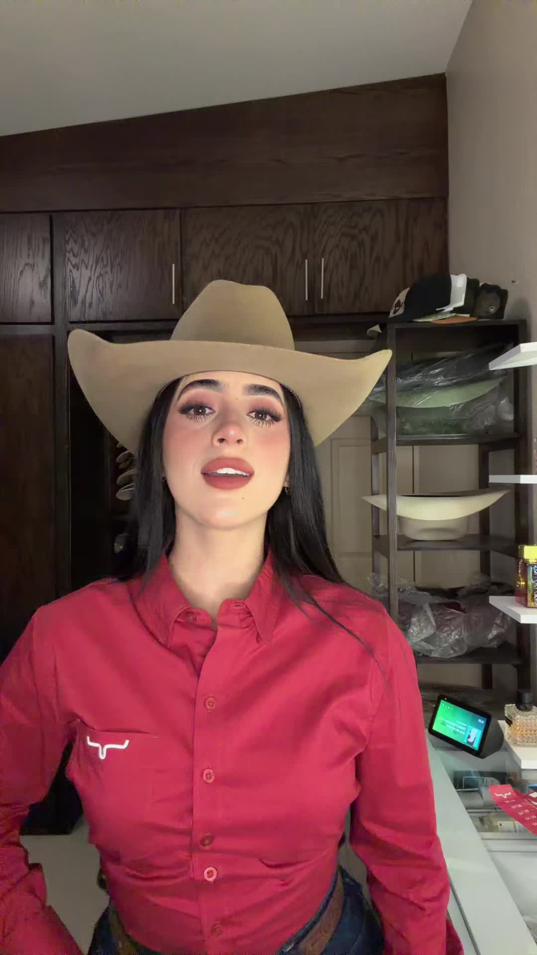 @𝑁𝑎𝑡𝑎𝑙𝑖𝑒