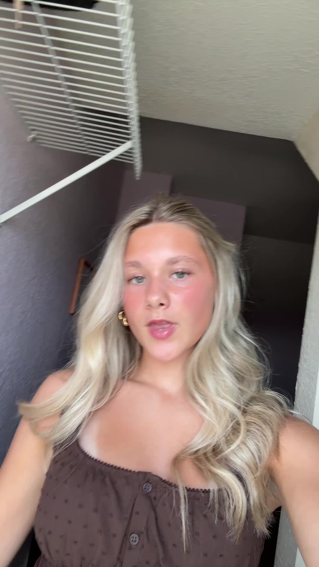 @KR