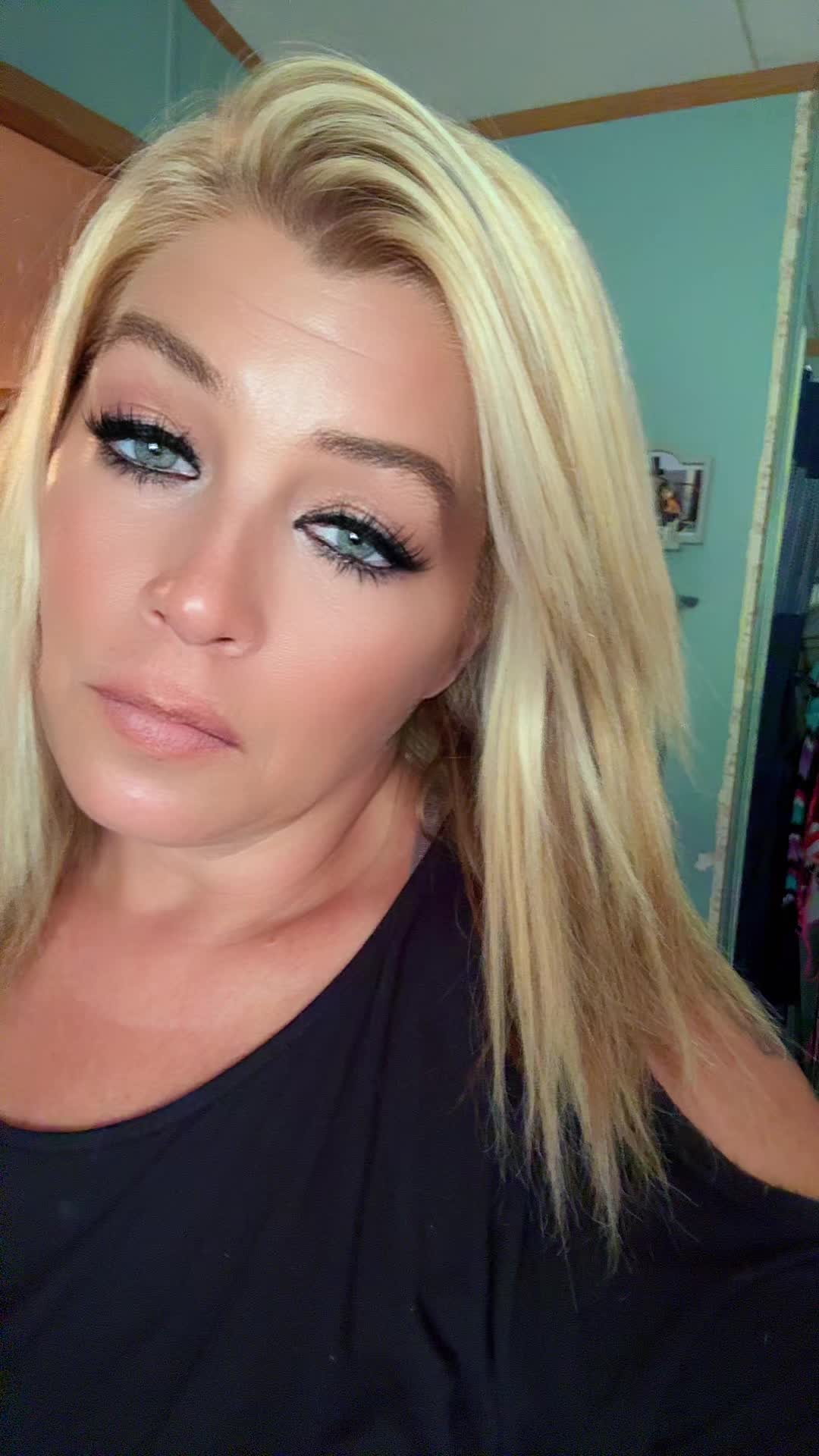 @๐Brandi๐