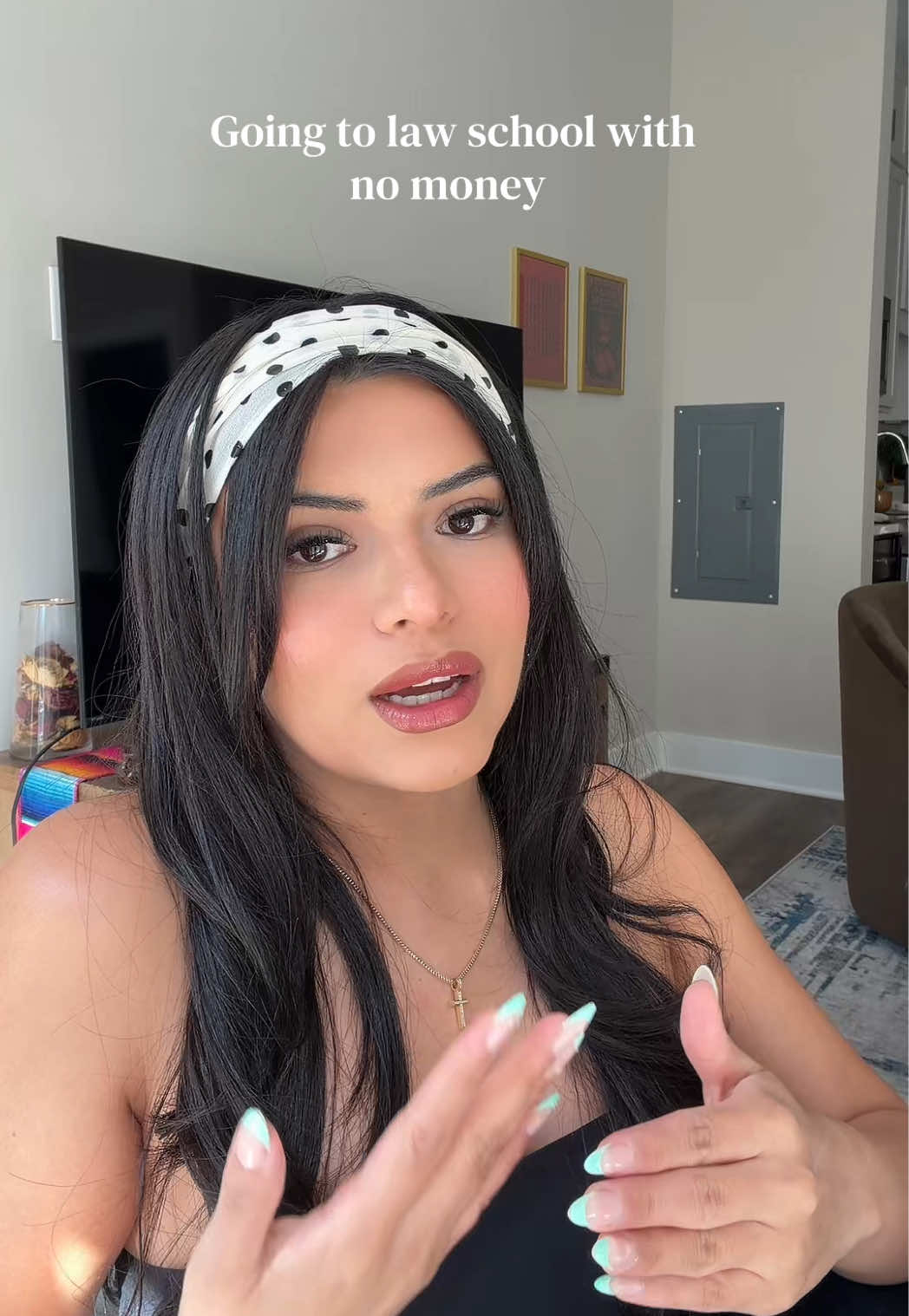 @Lawtinaa