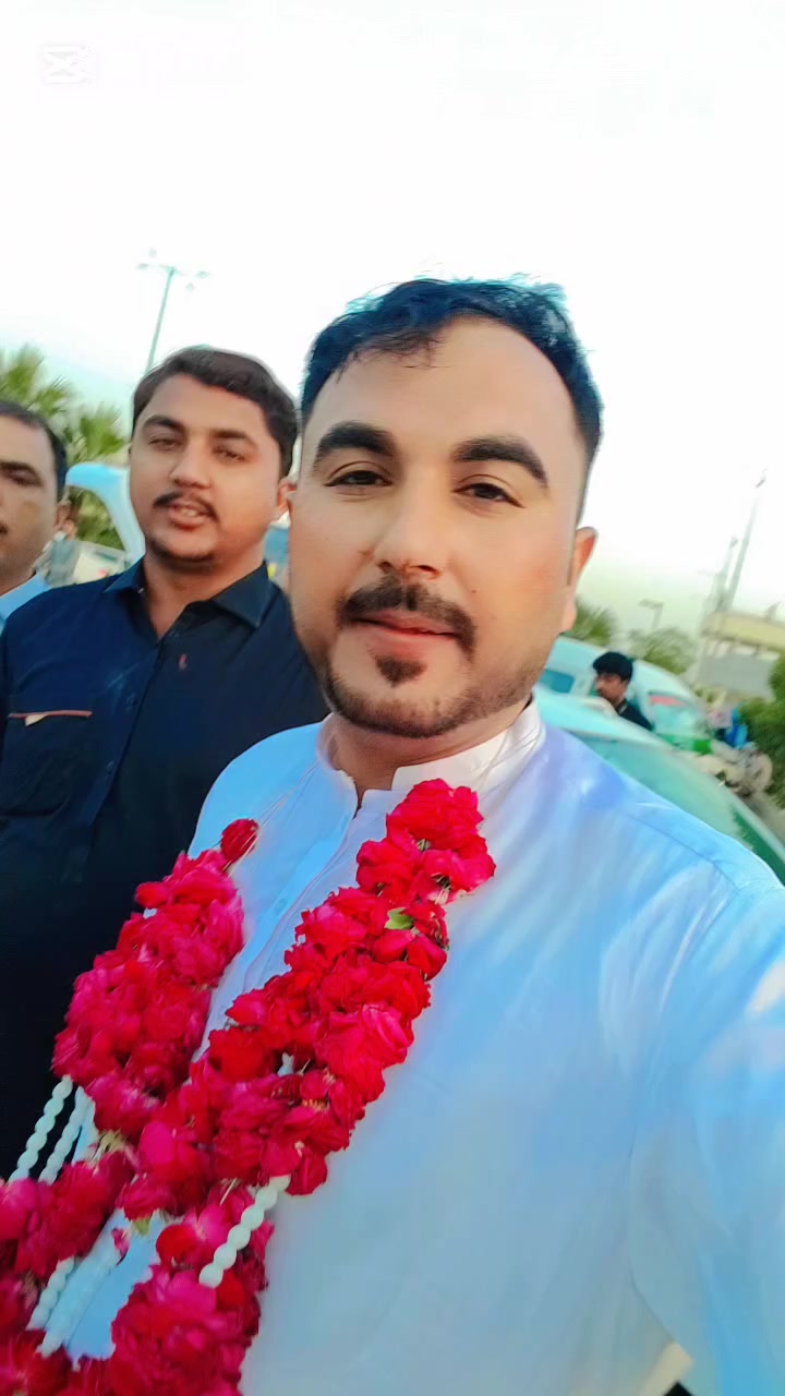 @Aqiab balooch700