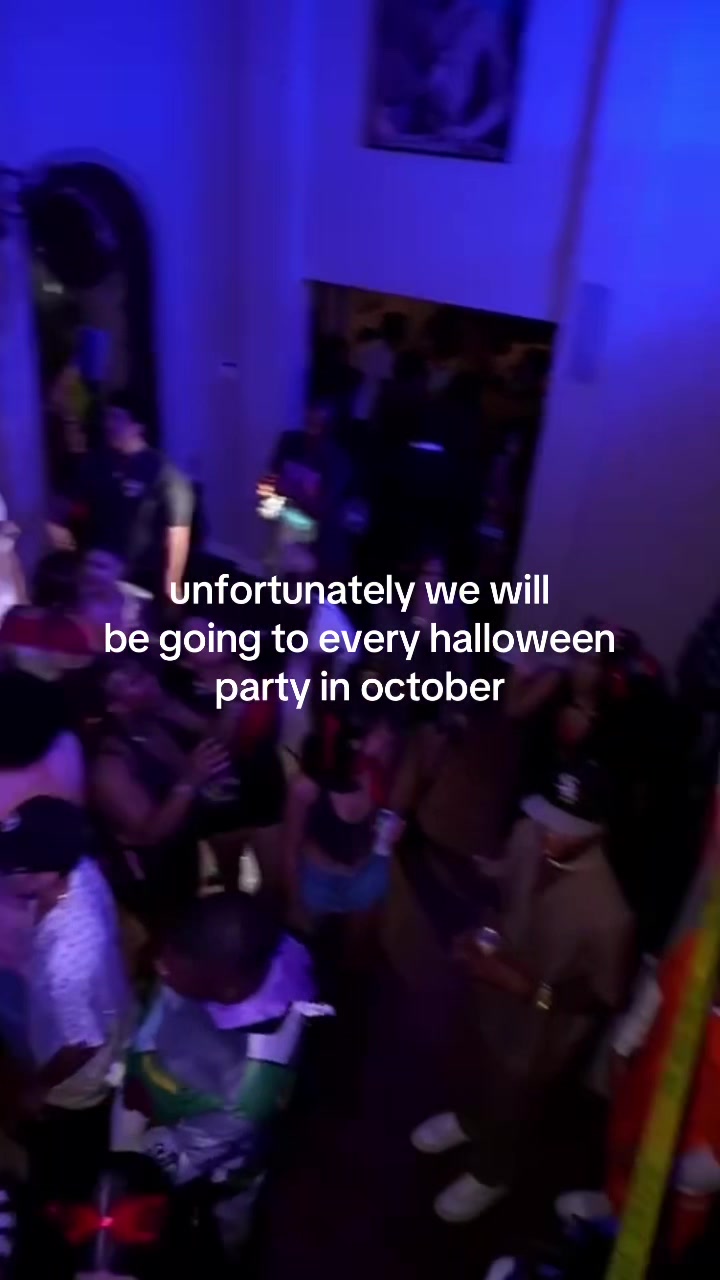 @Hotshots & thots🥂