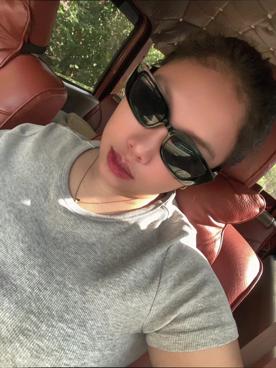 @💋
