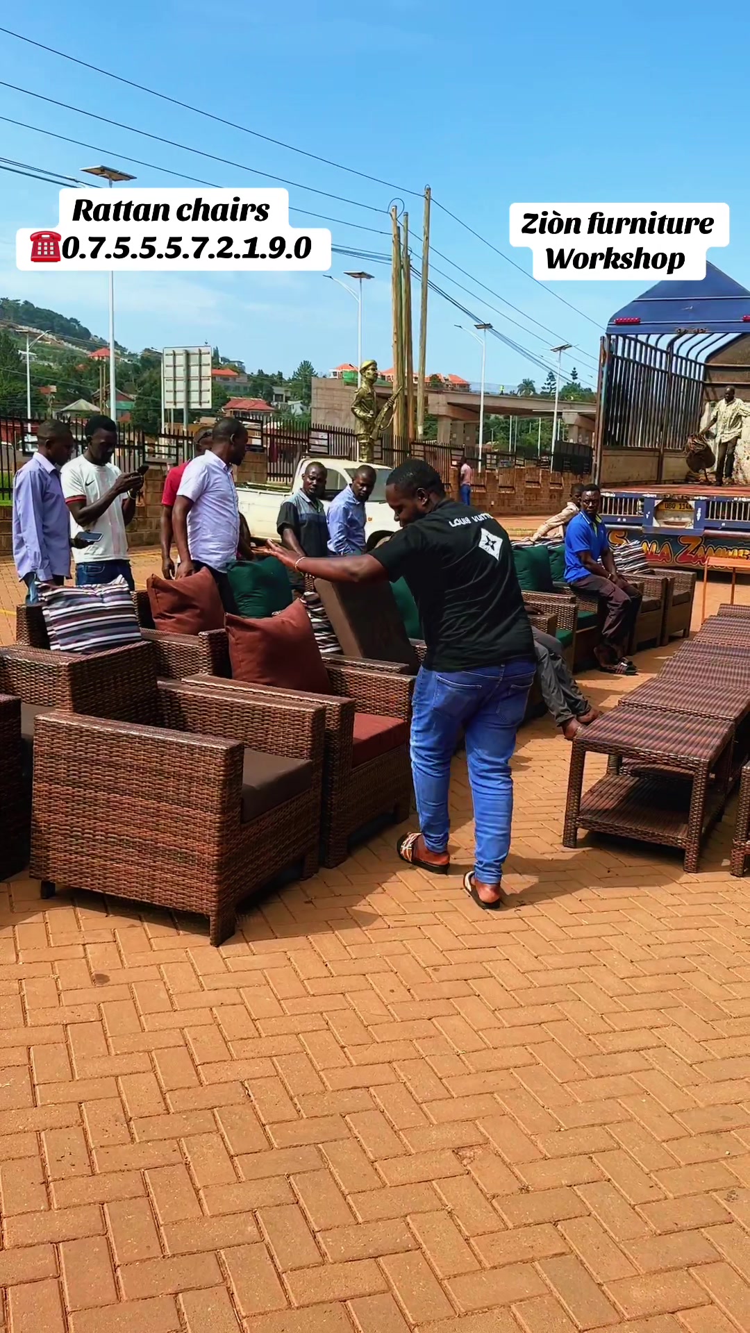 @Zi&ograve;n furniture workshop