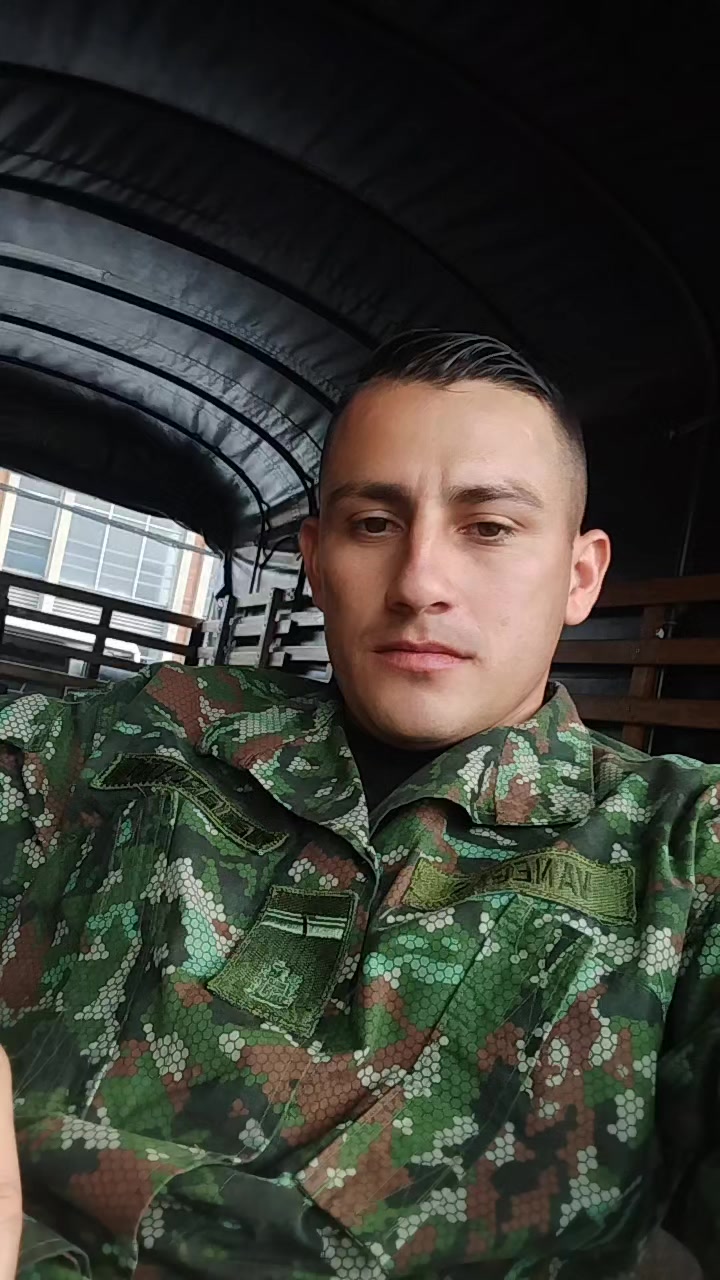 @DAVID ÁLVAREZ