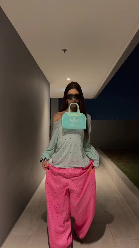 @AVILINA