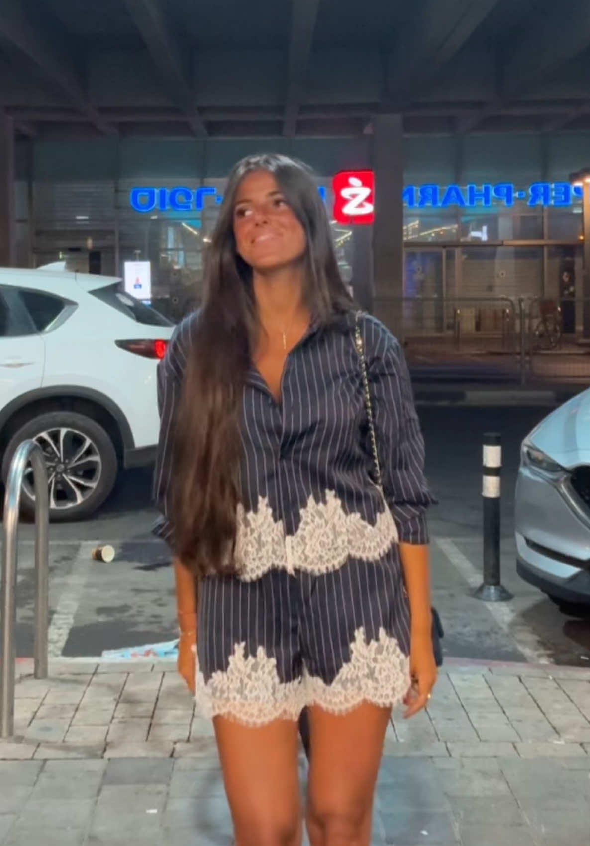 @Eva