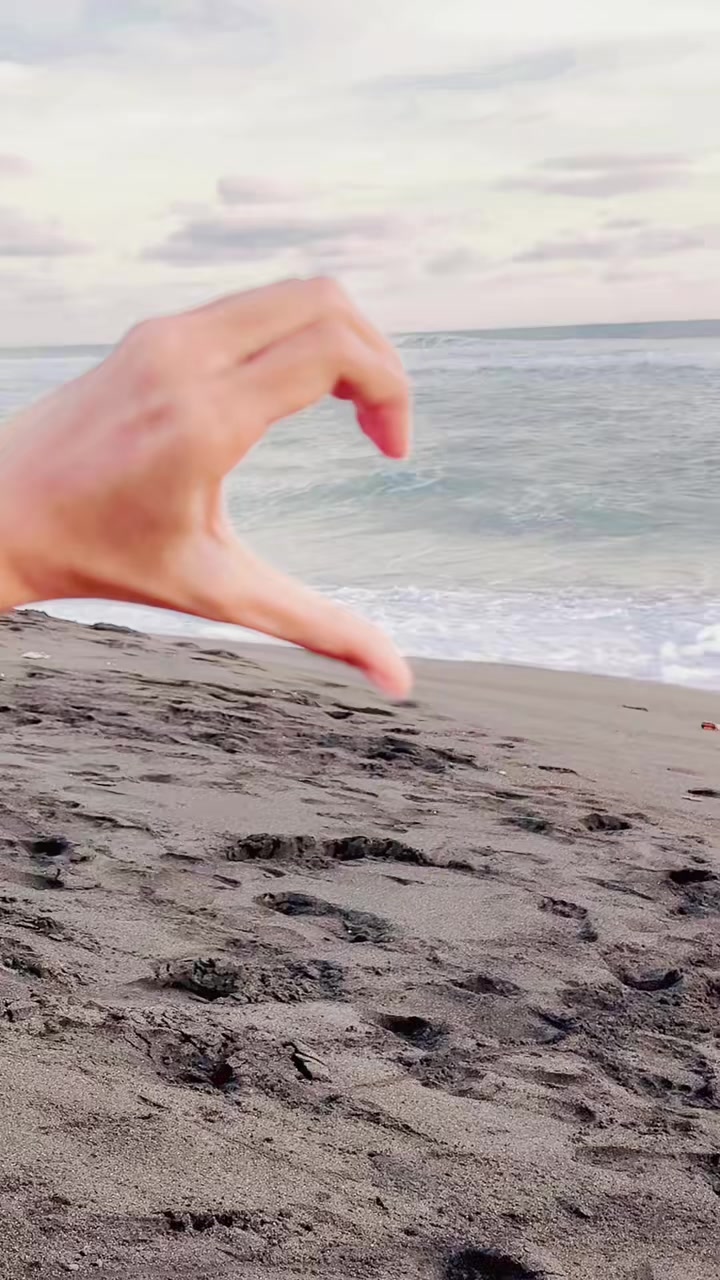 @𝕱𝖊𝖑𝖎𝖓𝖌𝕲𝖔𝖔𝖉