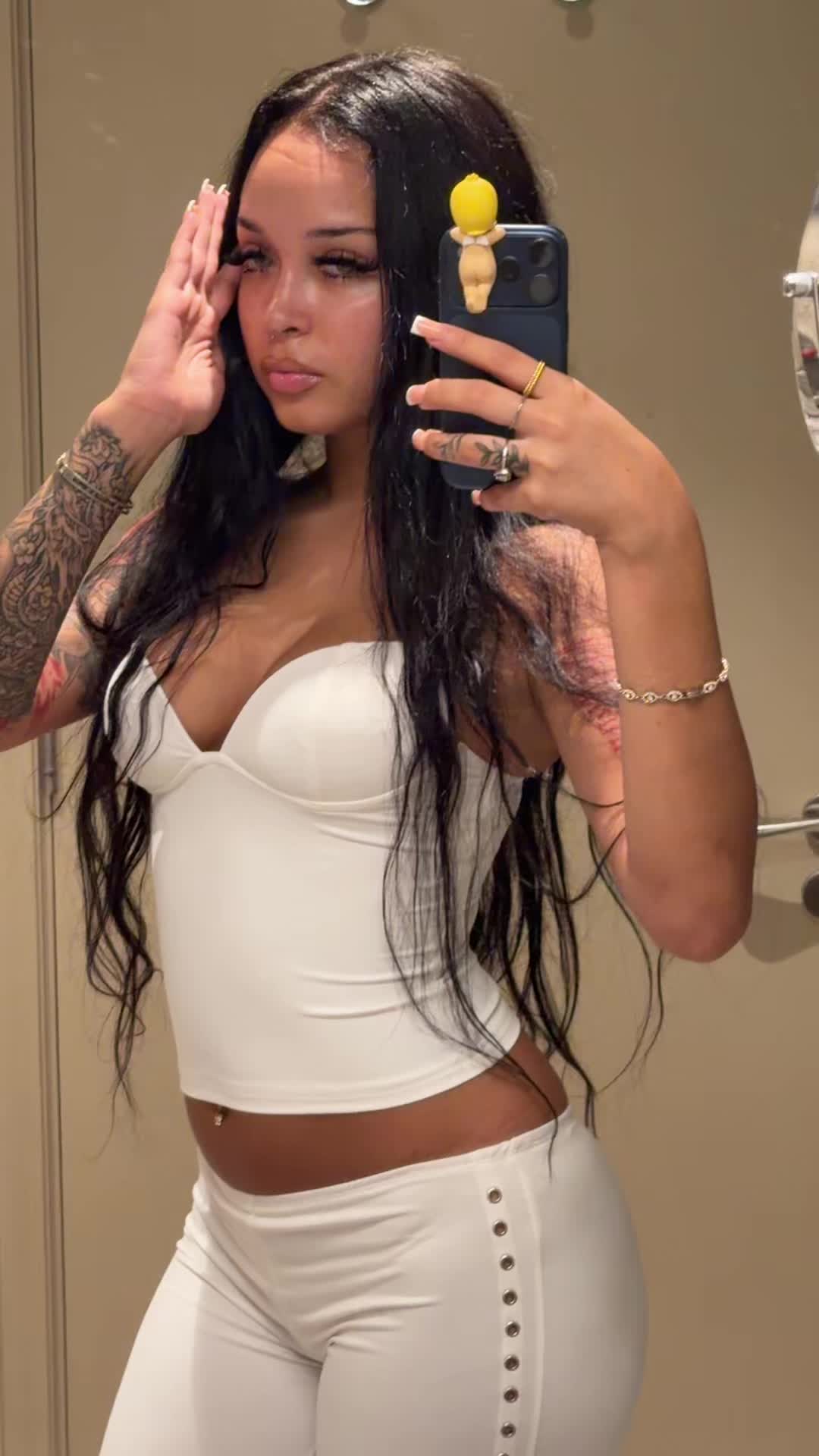 @ZOE ALEXANDRA