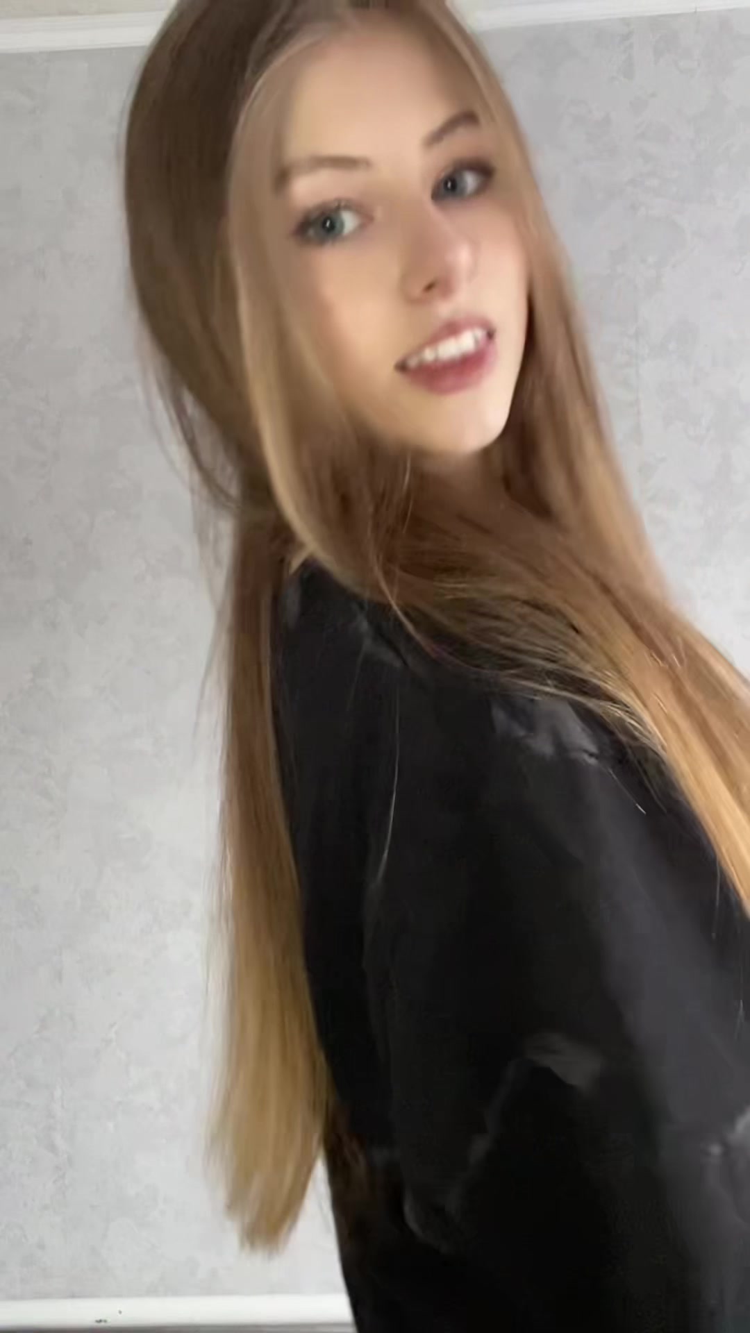 @𝒱𝒾𝓀𝓉ℴ𝓇𝒾𝒶🦋