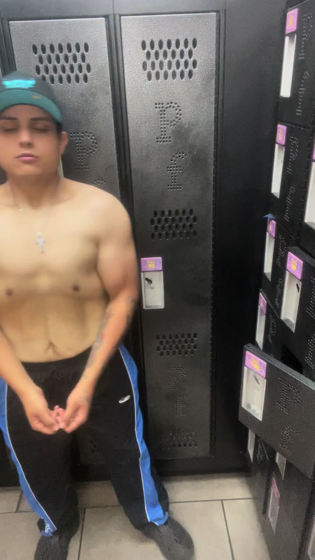 @Marlon444