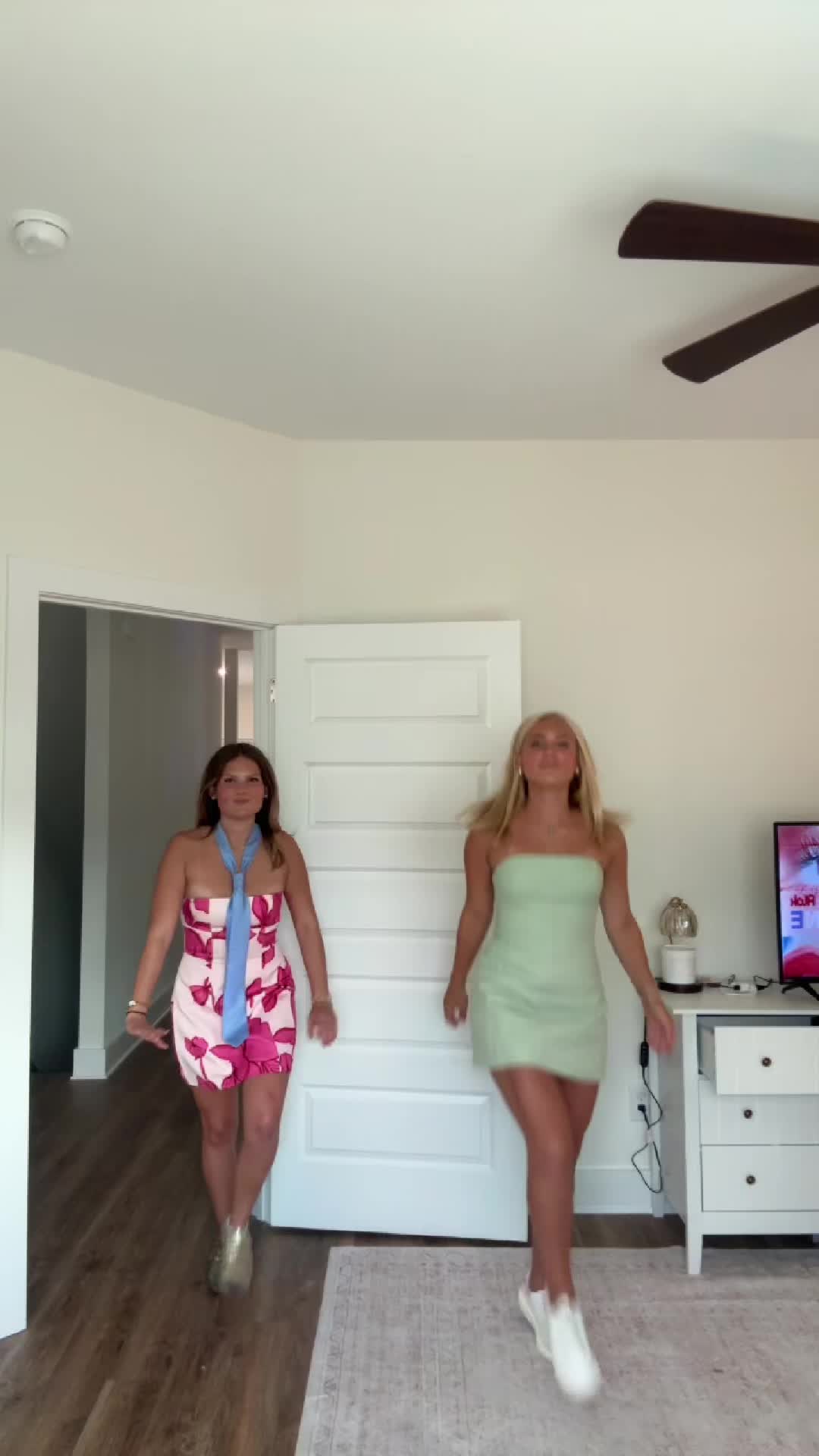 @Demi