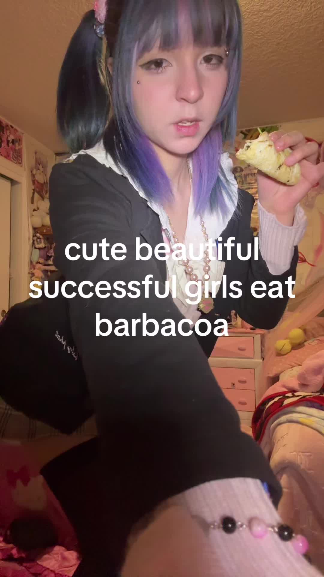 @∘⁖⁎⋆mu&ntilde;e⋆ᶿ̤᷇ ˓̫ ᶿ̤᷆⋆✶⁎∘