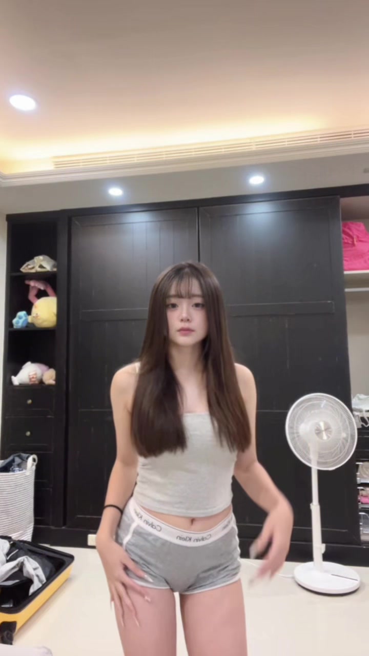 @𝐲𝐮