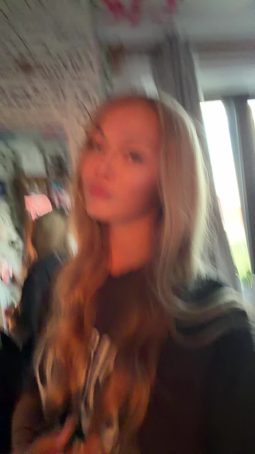 @aura