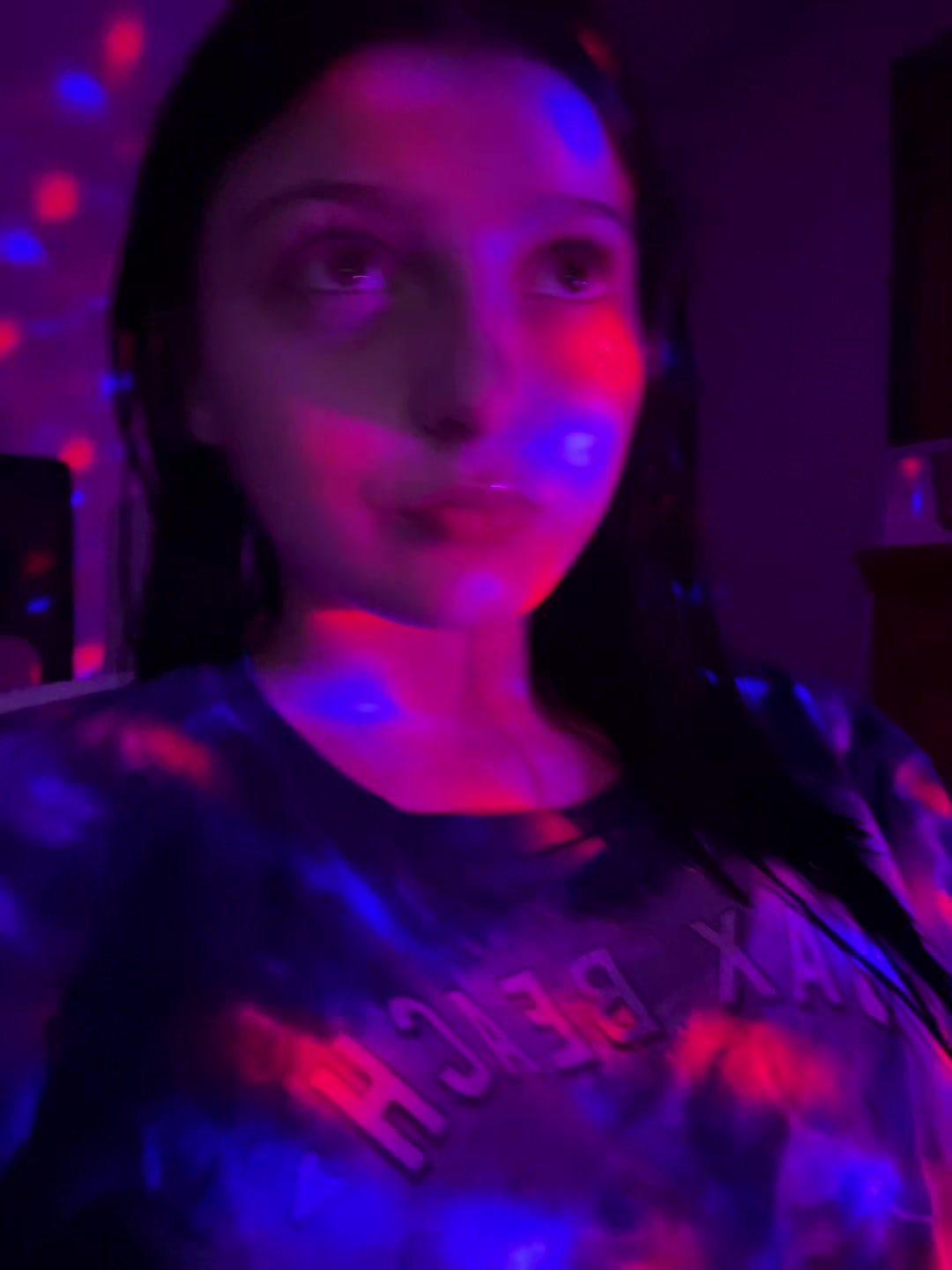 @Em๐๐๐ธ