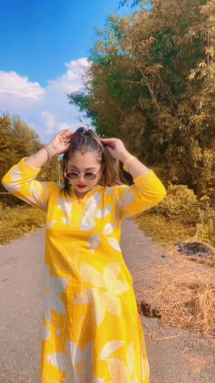 @Nisha🦋💛