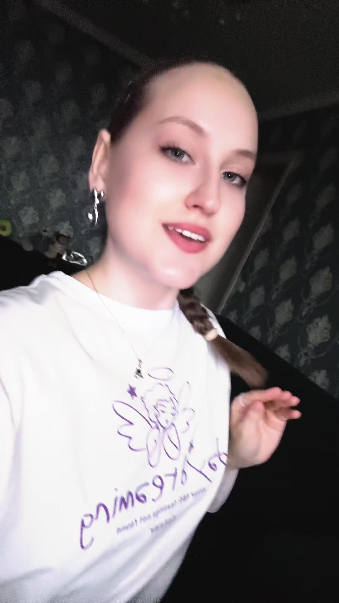 @Anastasia💜