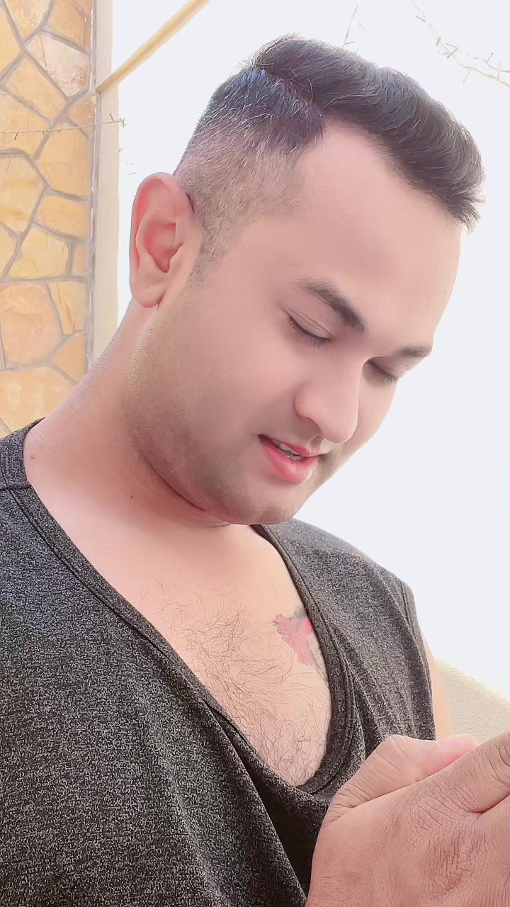@Anup R.D🇳🇵♥️🇴🇲