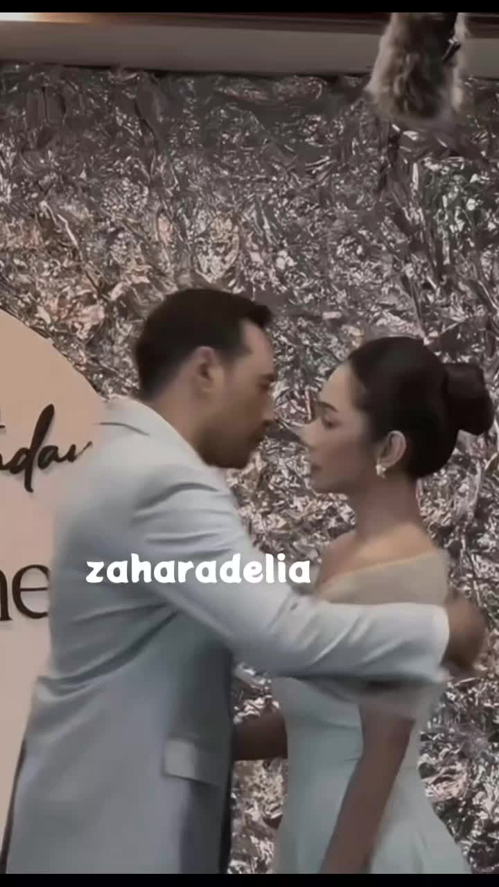 @zaharadeliaeldanoer