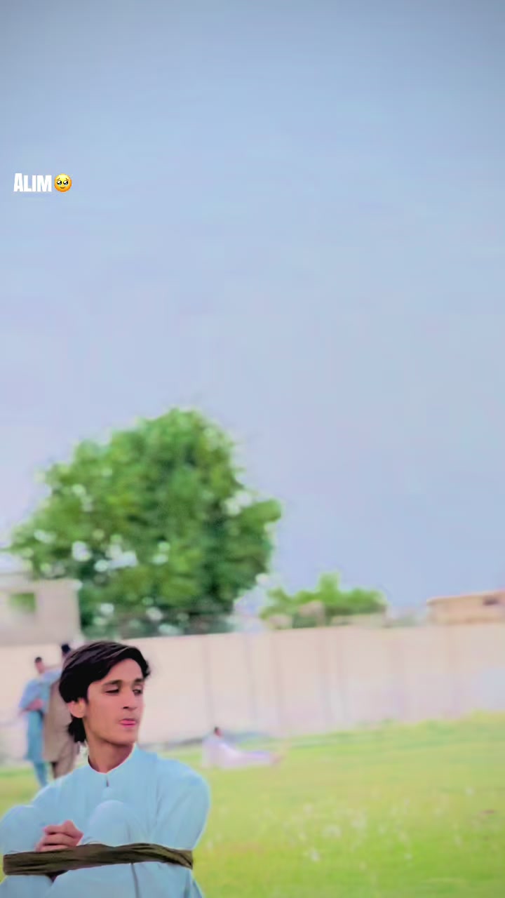 @MASØ🙃O Leحrii ✌🏻