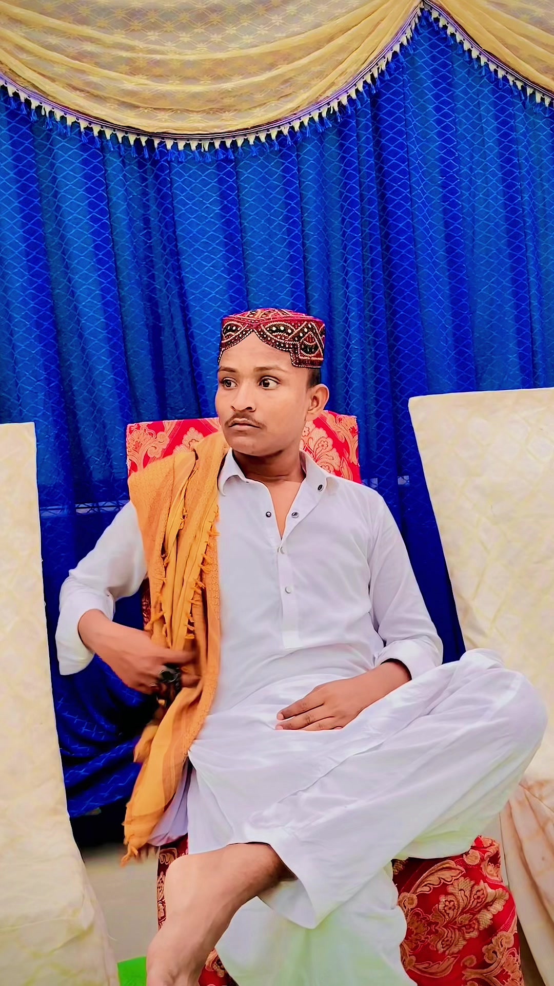 @👑 سرفراز بادشاہ👑