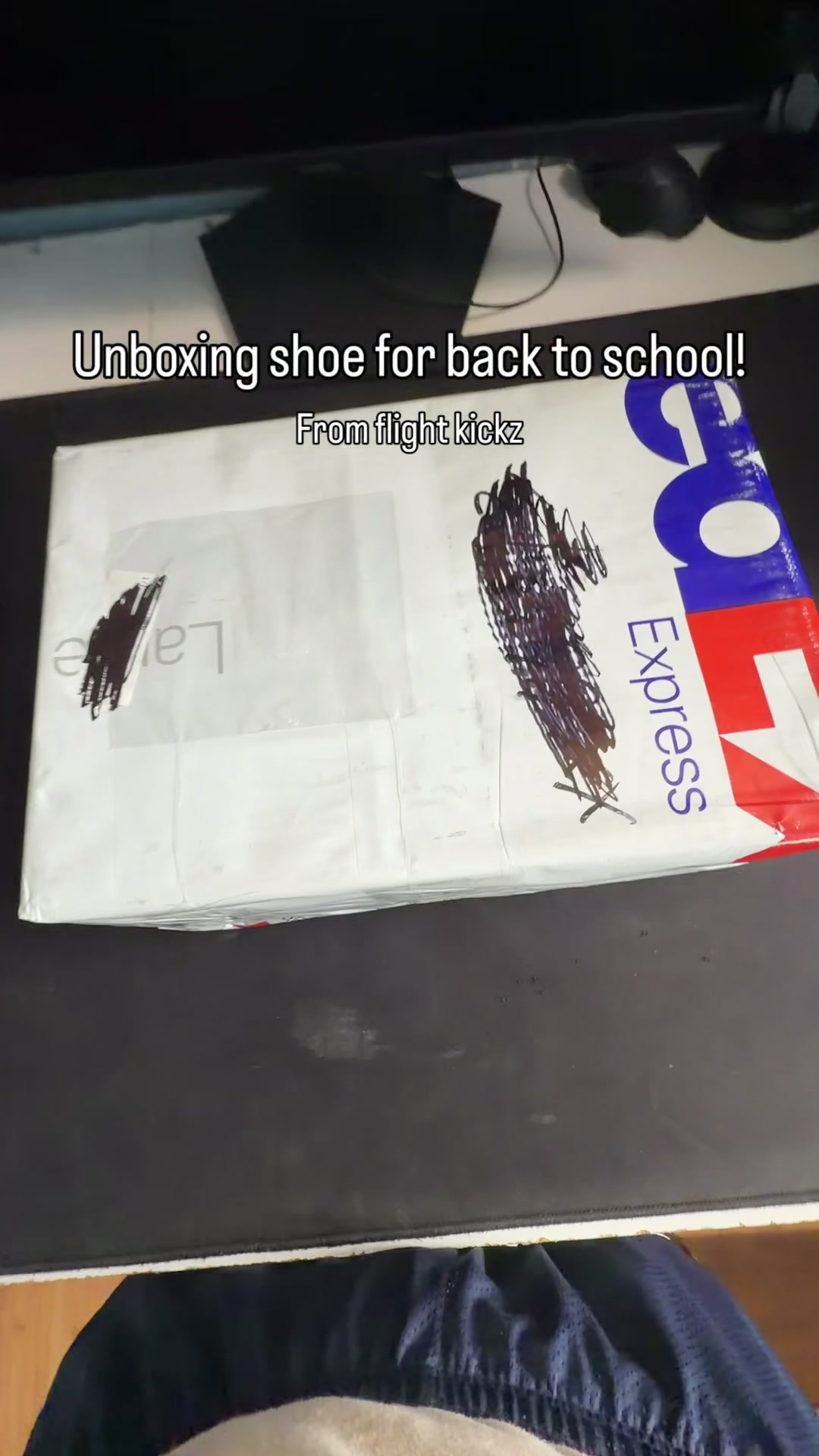 @Luh Sneakerhead