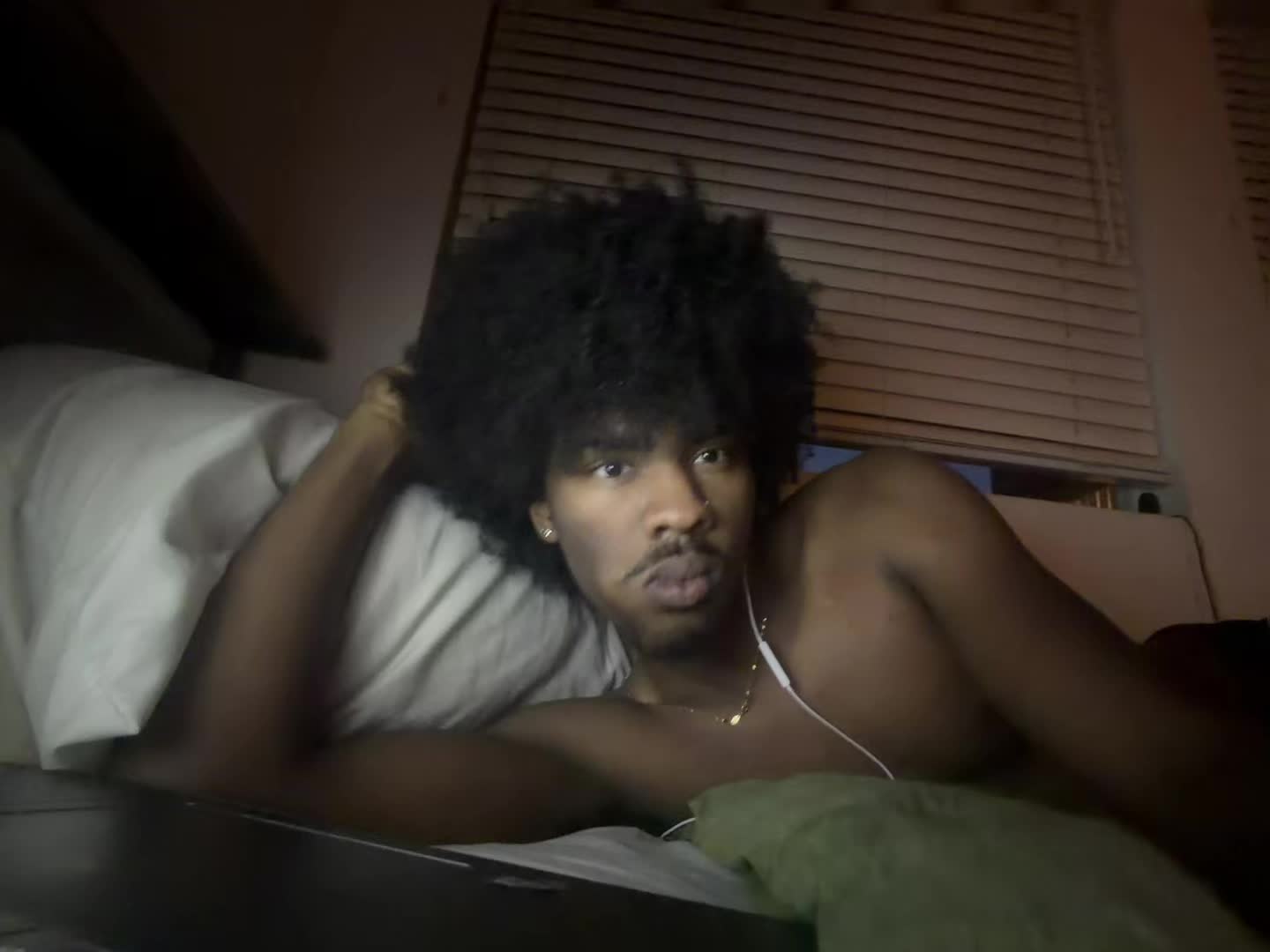 @whiteboyinadurag