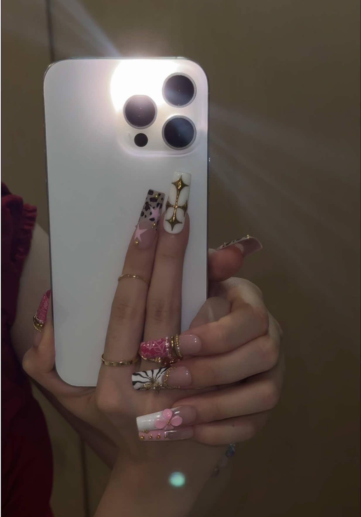@Nailphoria