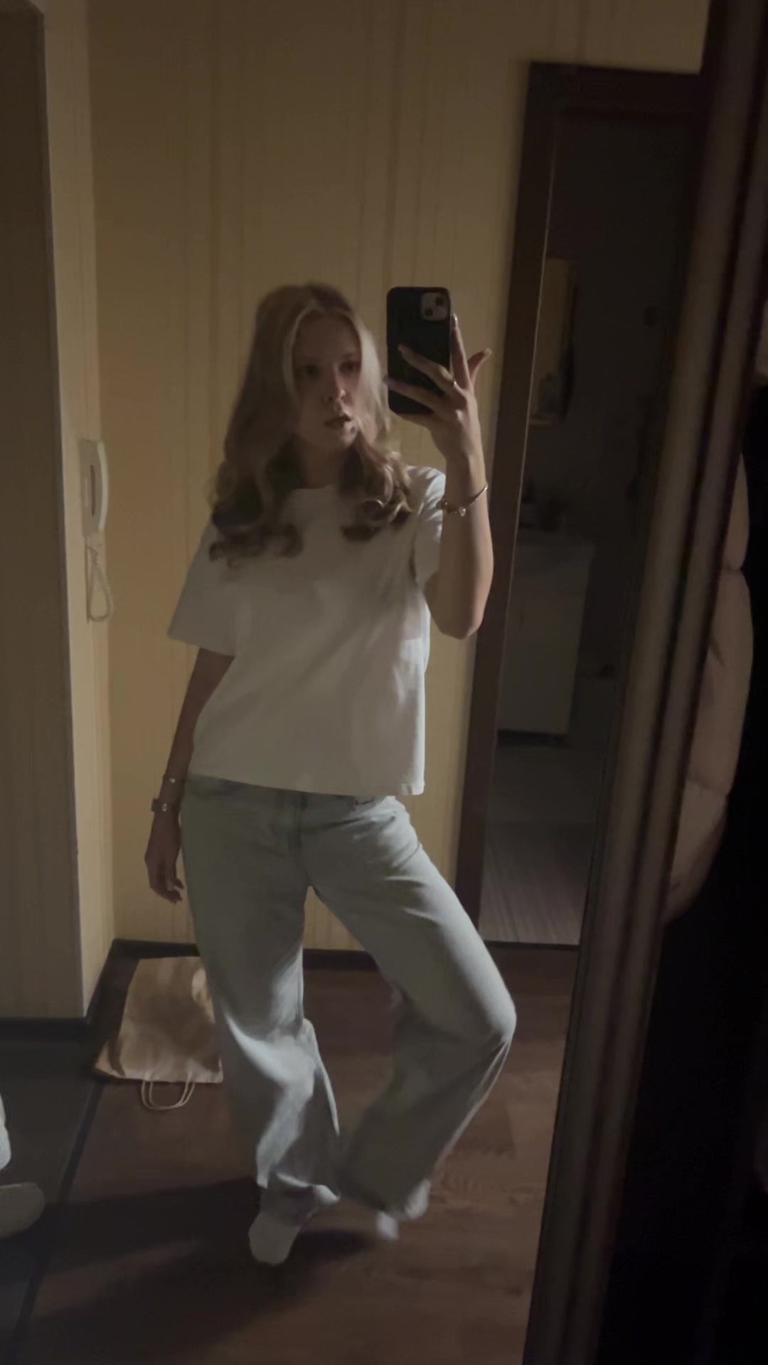 @𝐠𝐨𝐬𝐬𝐢𝐩 𝐠𝐢𝐫𝐥