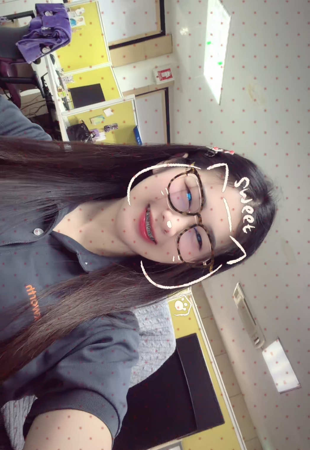 @พลอยใส 🦋