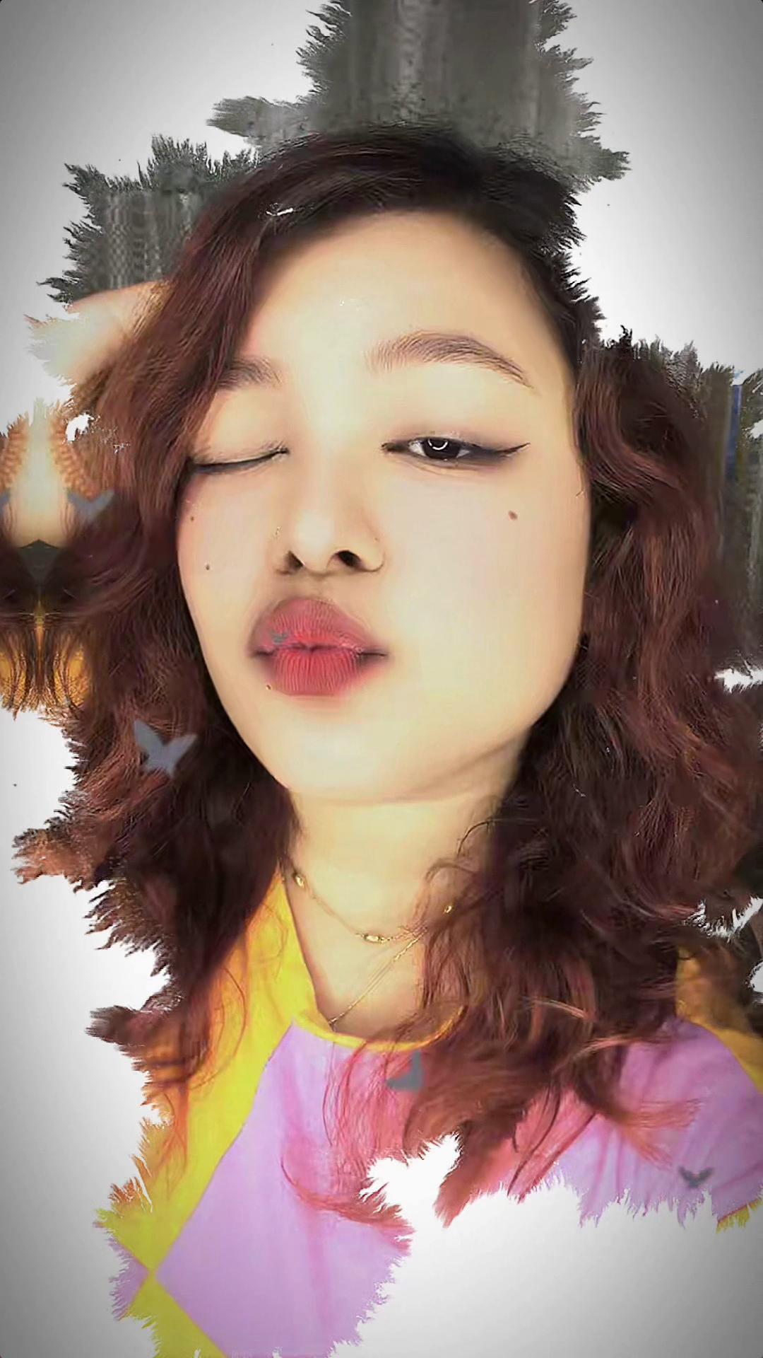 @cutiee_stranger