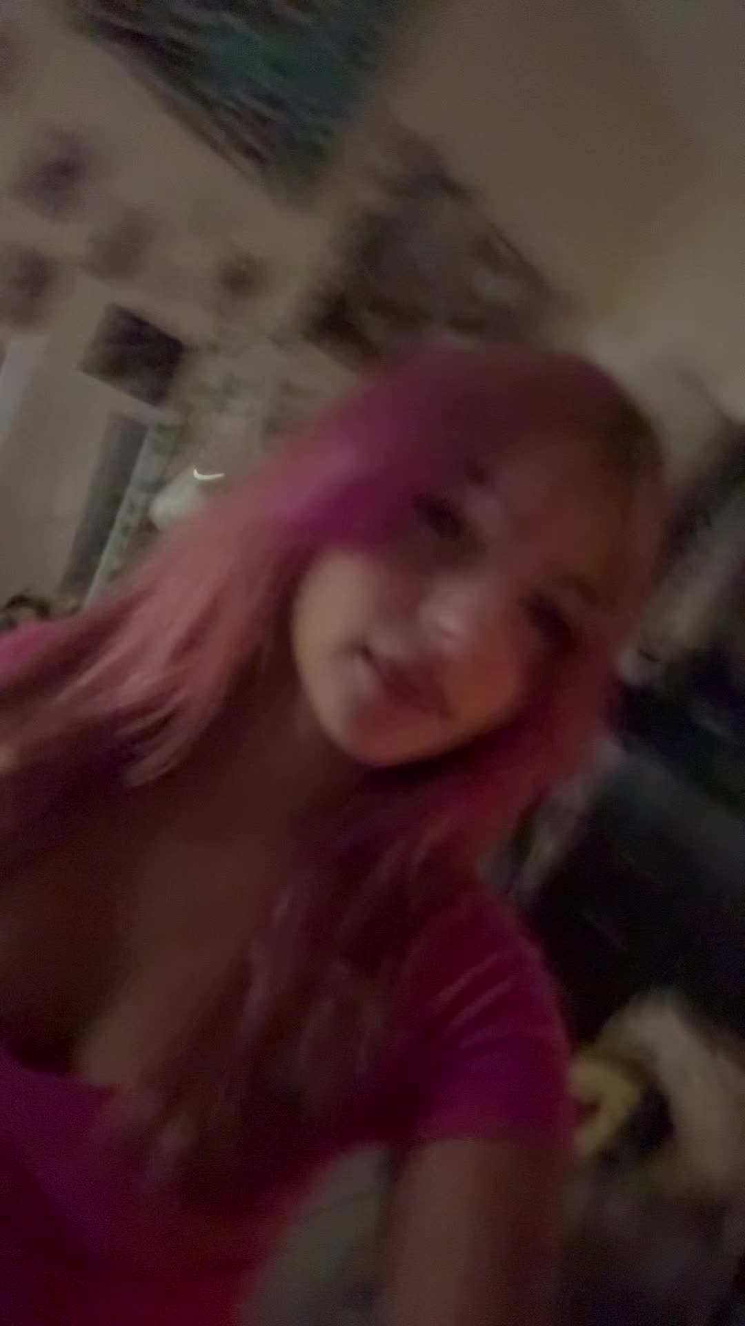 @khlo