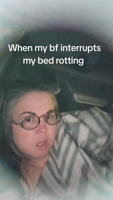 @Dee