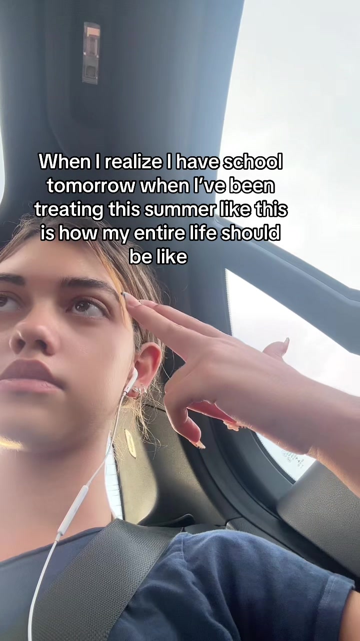 @kaylamfsmith_