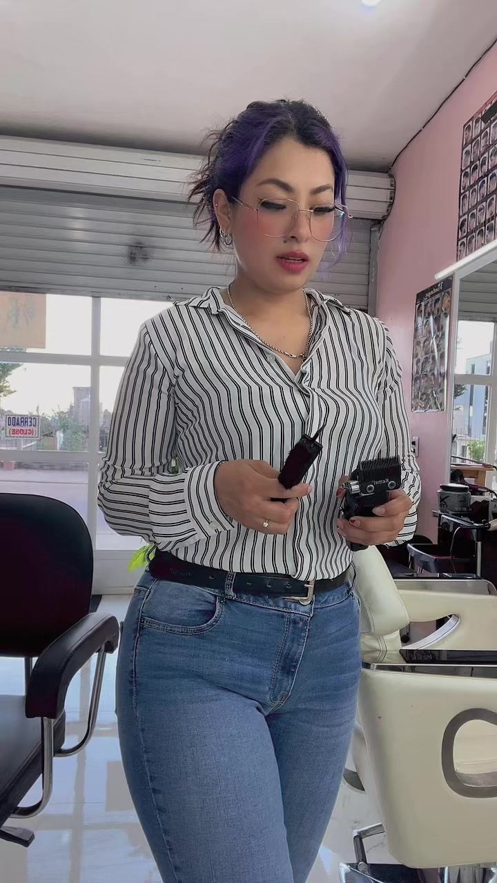 @𝓔🖤