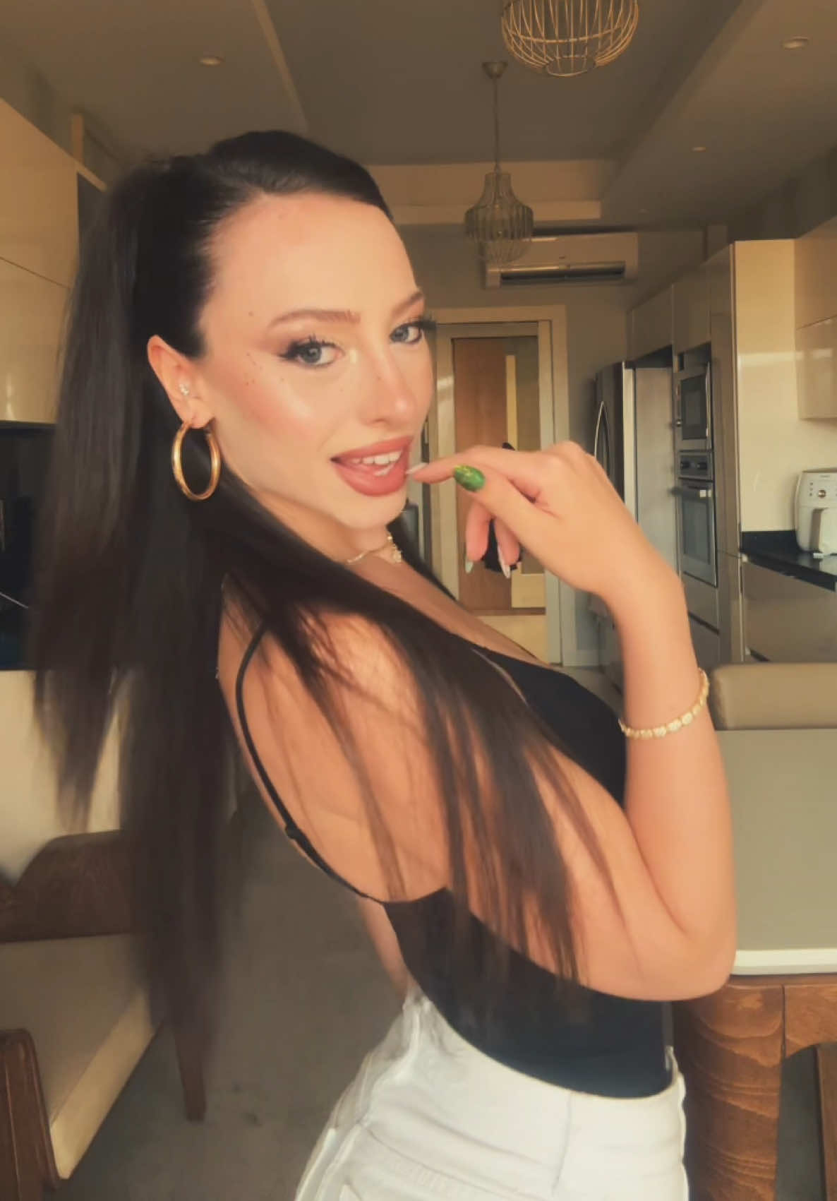 @azracerenguness
