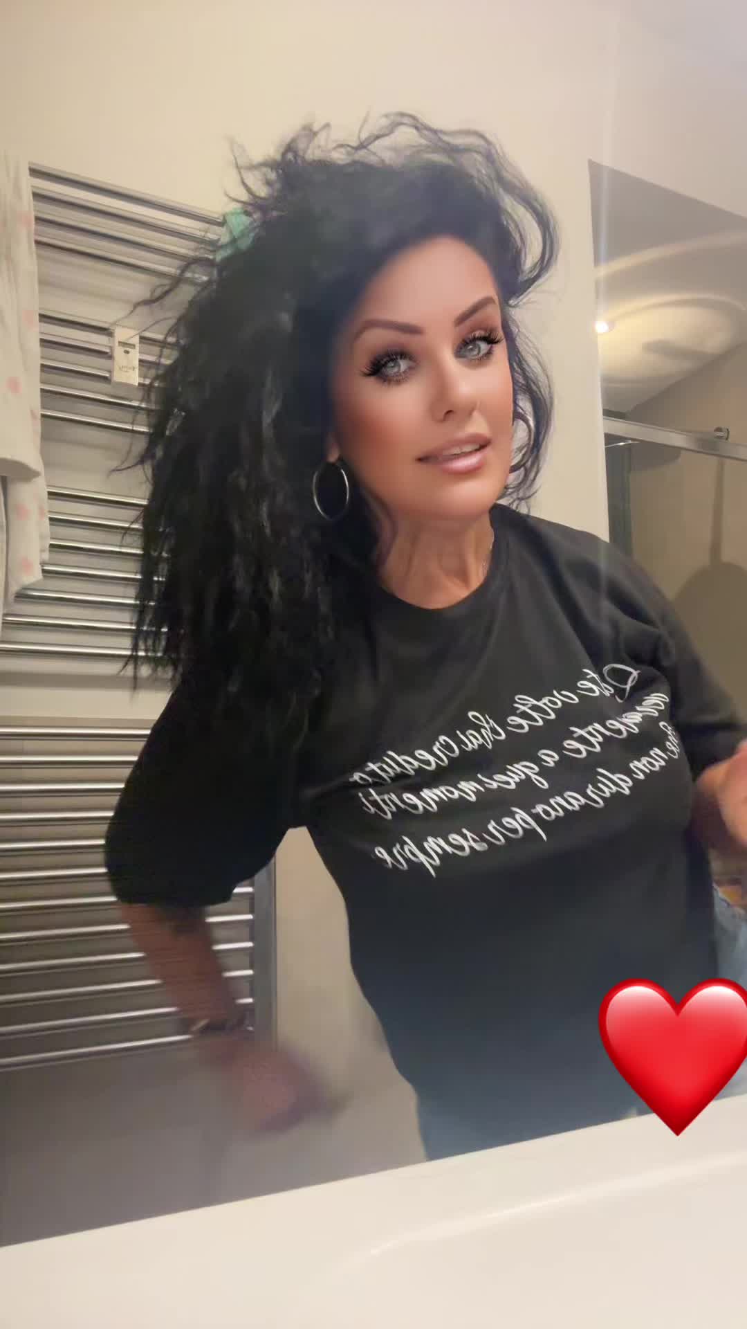 @Nik👅