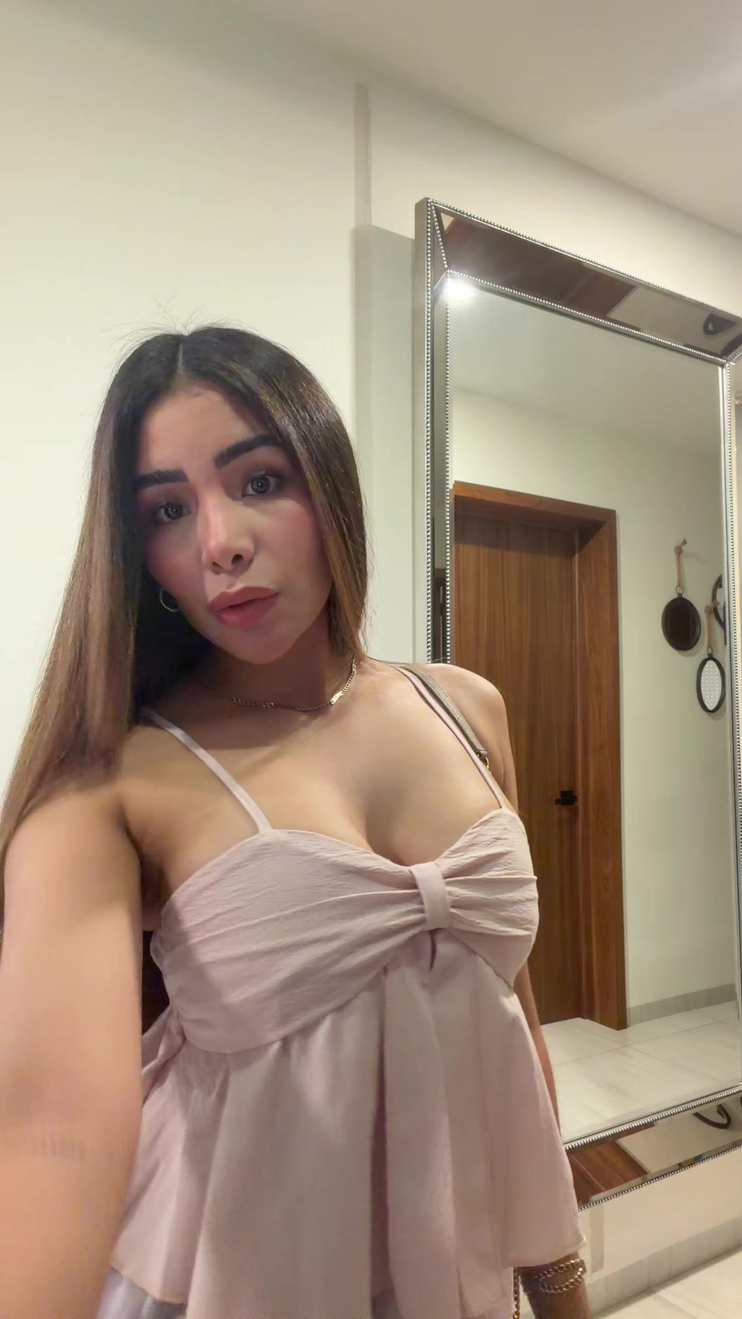 @Nahomi Persal ✨