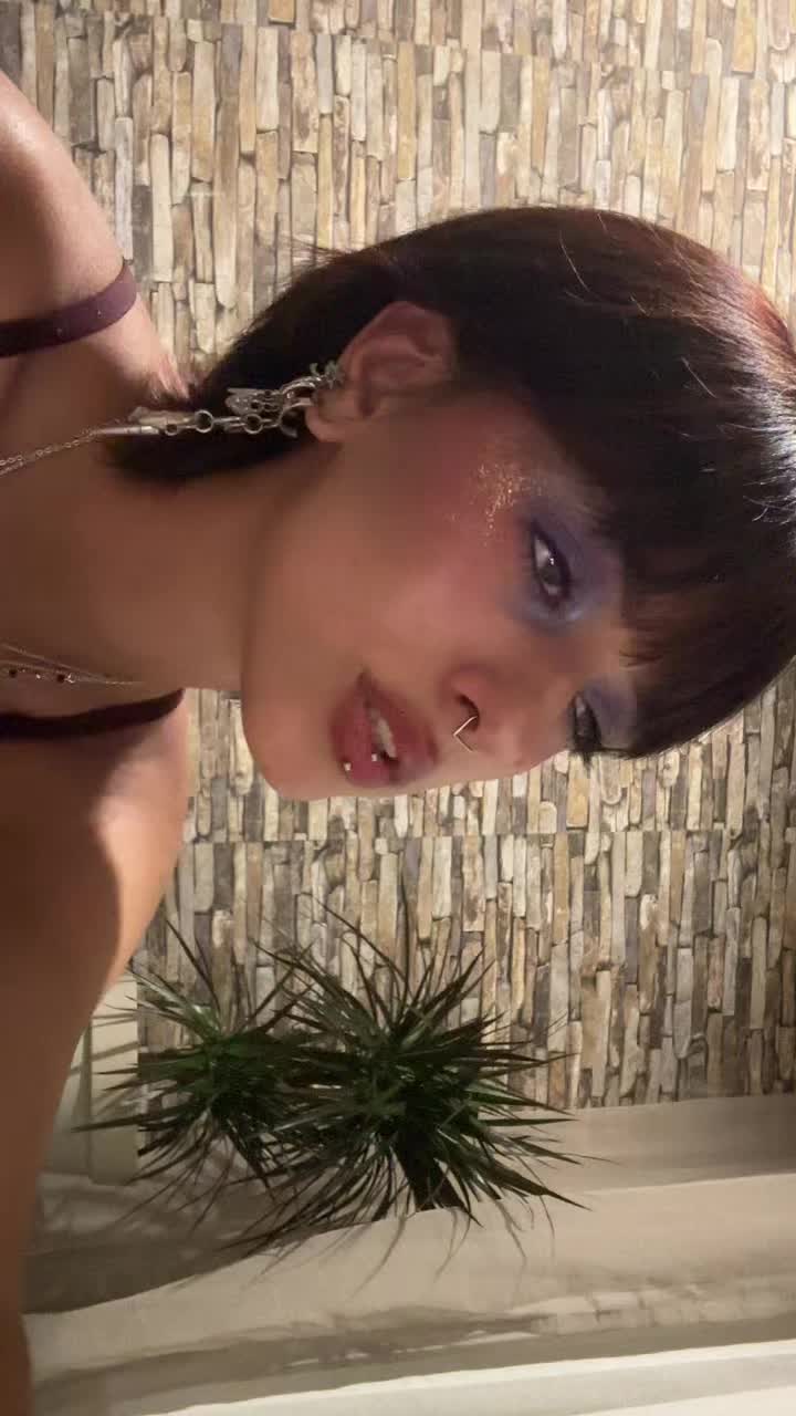 @Eleonora