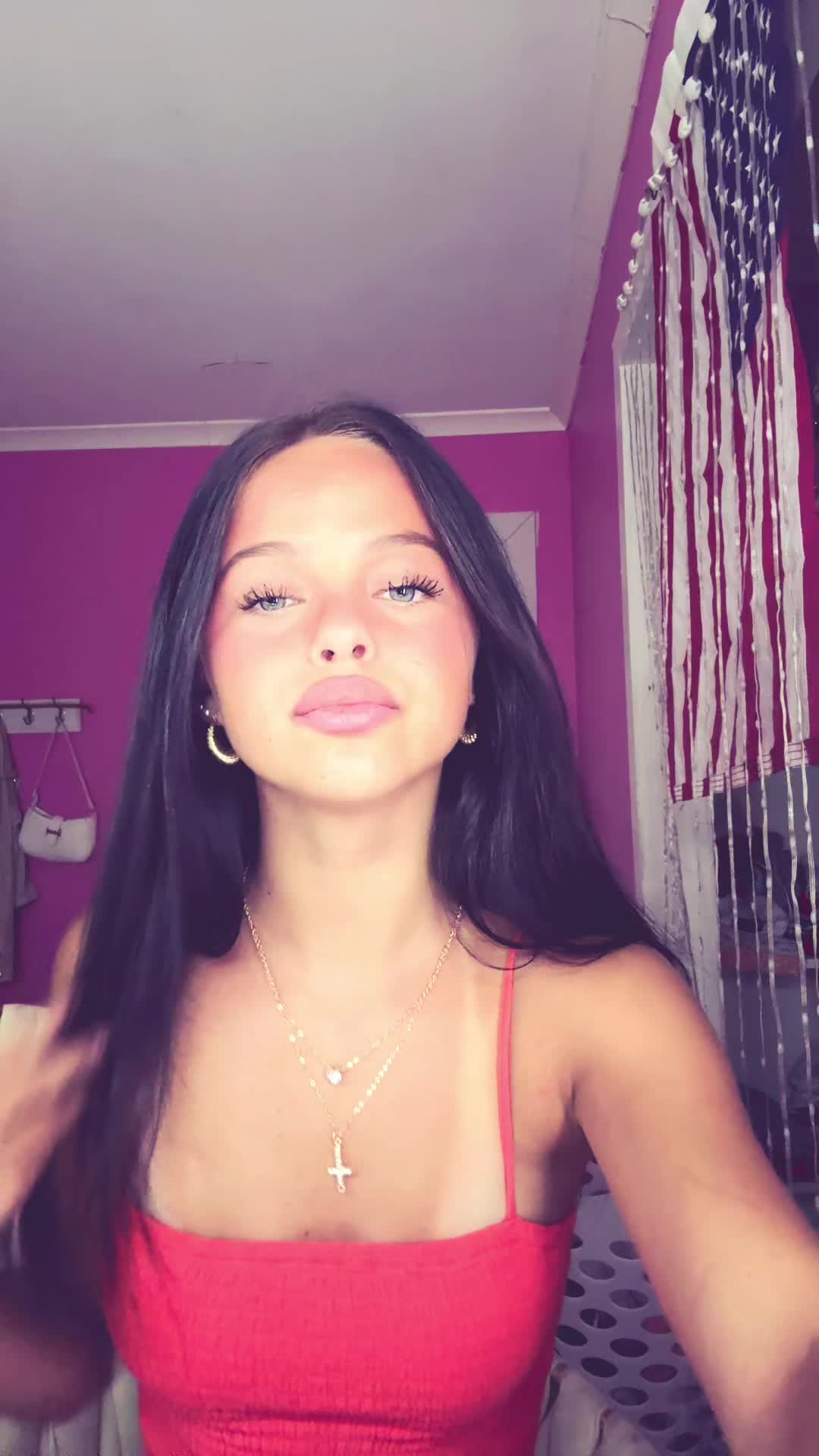 @OLIVIA