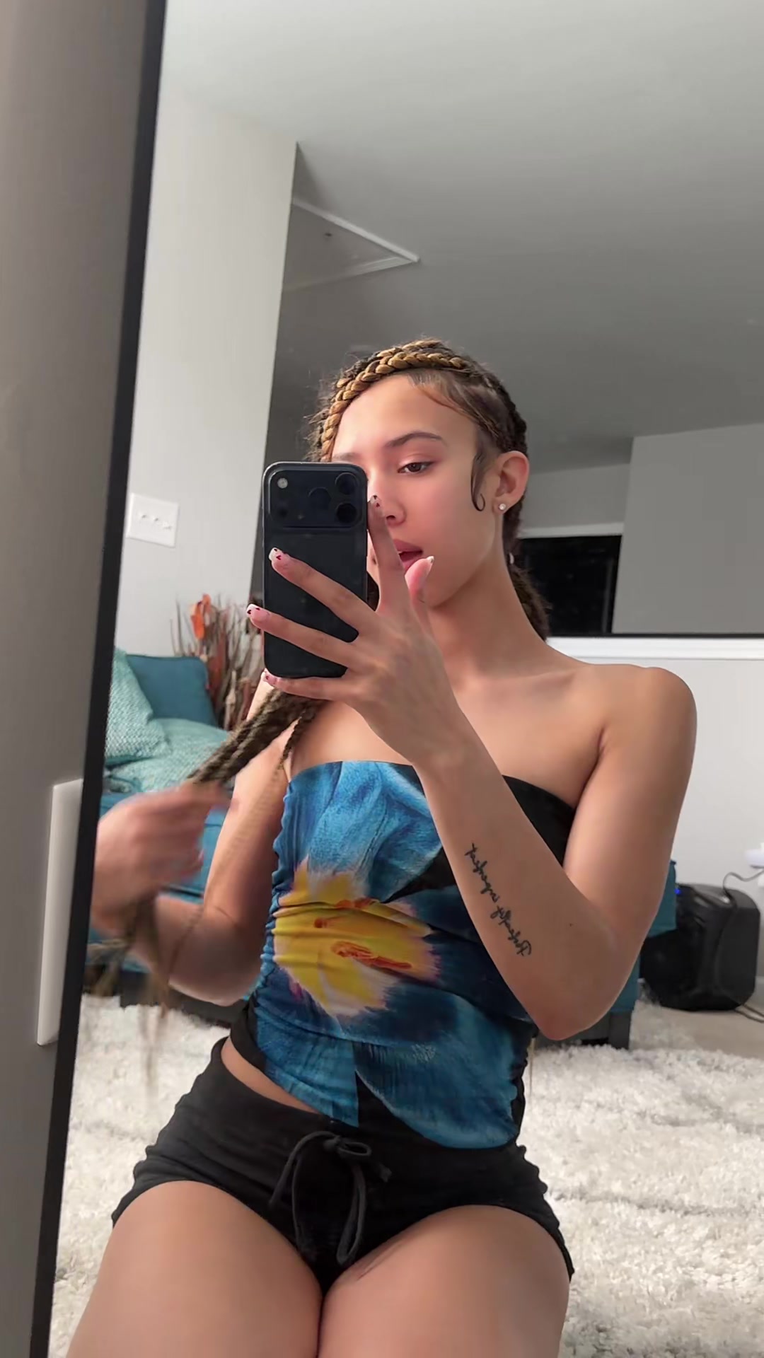 @Myaa.
