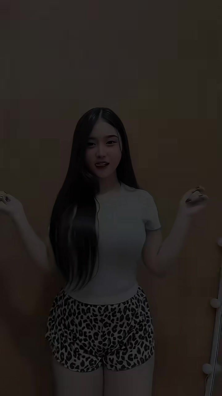 @RandomVideo
